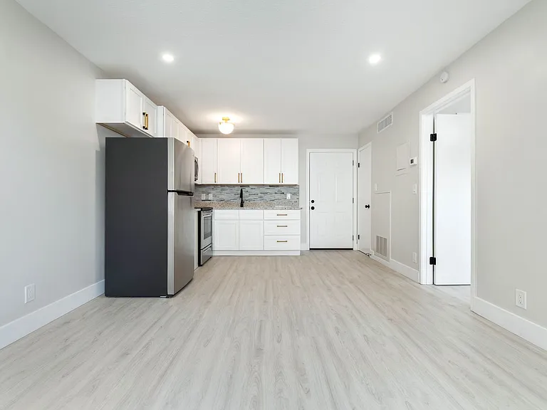 6455 San Juan Ave — Photo 10
