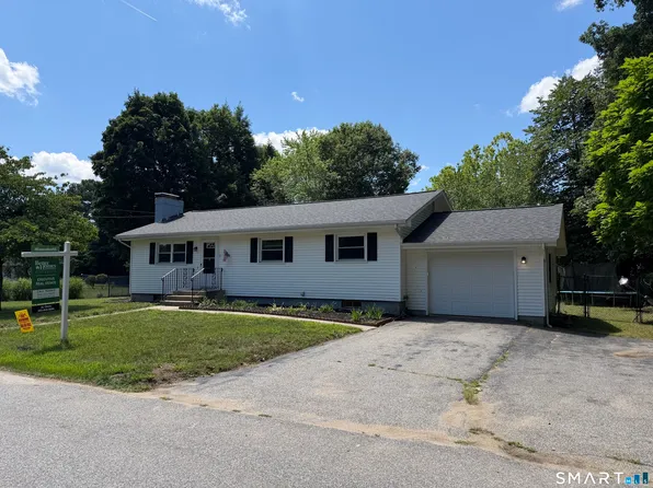 15 Cracow Avenue, Windham, CT 06280