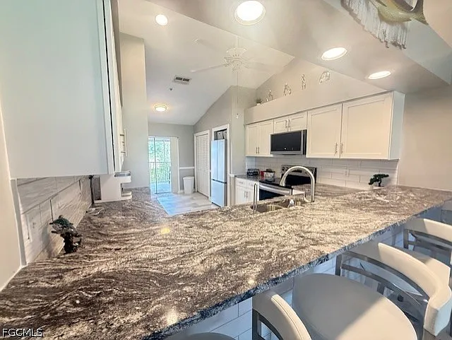 12540 Kelly Greens Blvd #331 — Photo 6