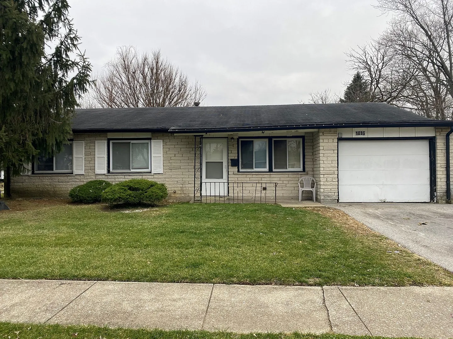 1016 Samson Ct photo 1