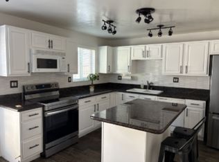 934 N Desert Ave APT A, Tucson, AZ 85711