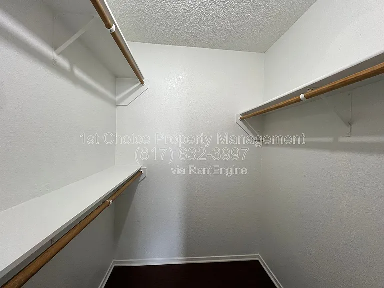 7041 Crosstimbers Ln — Photo 37