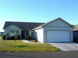 158 Berkshire Ln, Pasco, WA 99301
