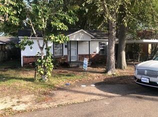 703 Miller Ave, Greenwood, MS 38930