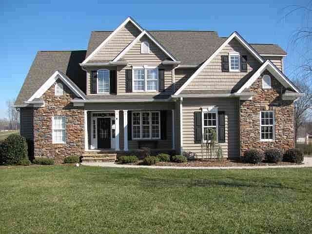 1st image of 580 Willow Creek Cv NE