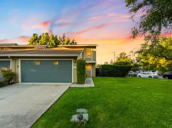 1920 San Ramon Ave, Mountain View, CA 94043