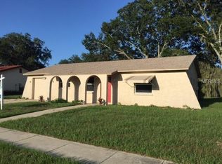 8348 Angela Ct, Zephyrhills, FL 33541