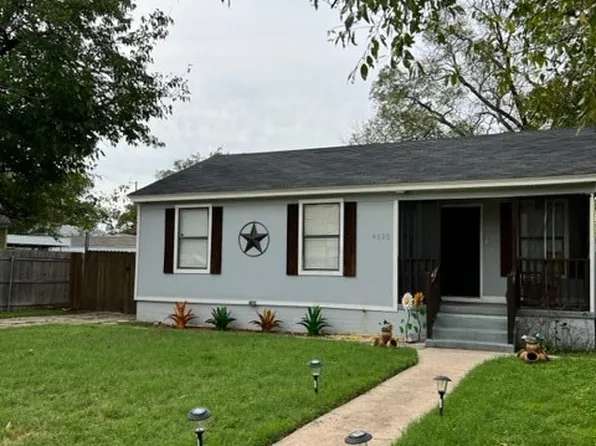 4828 Arc Dr, Fort Worth, TX 76114