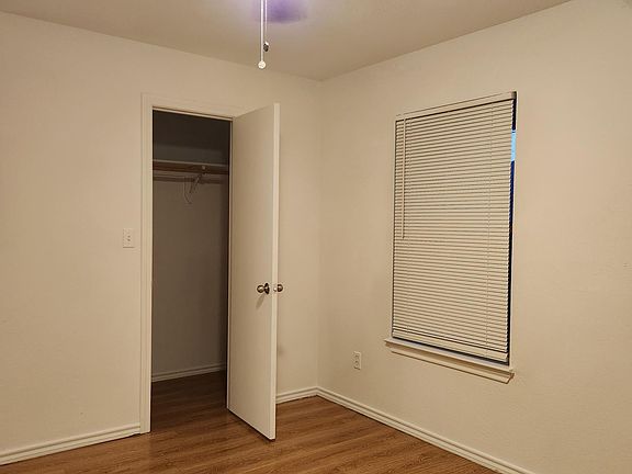 5th image of 5216 Waddell St Unit A