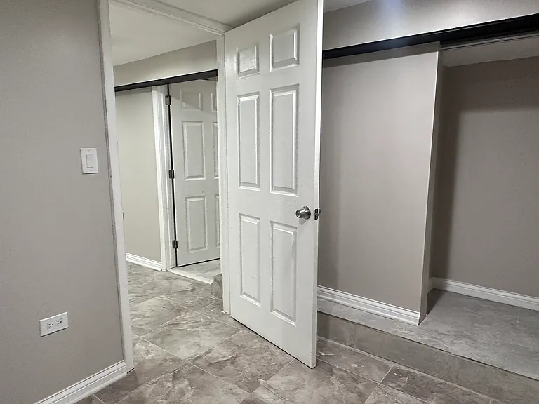 2908 W 38th Pl #BASEMENT — Photo 16