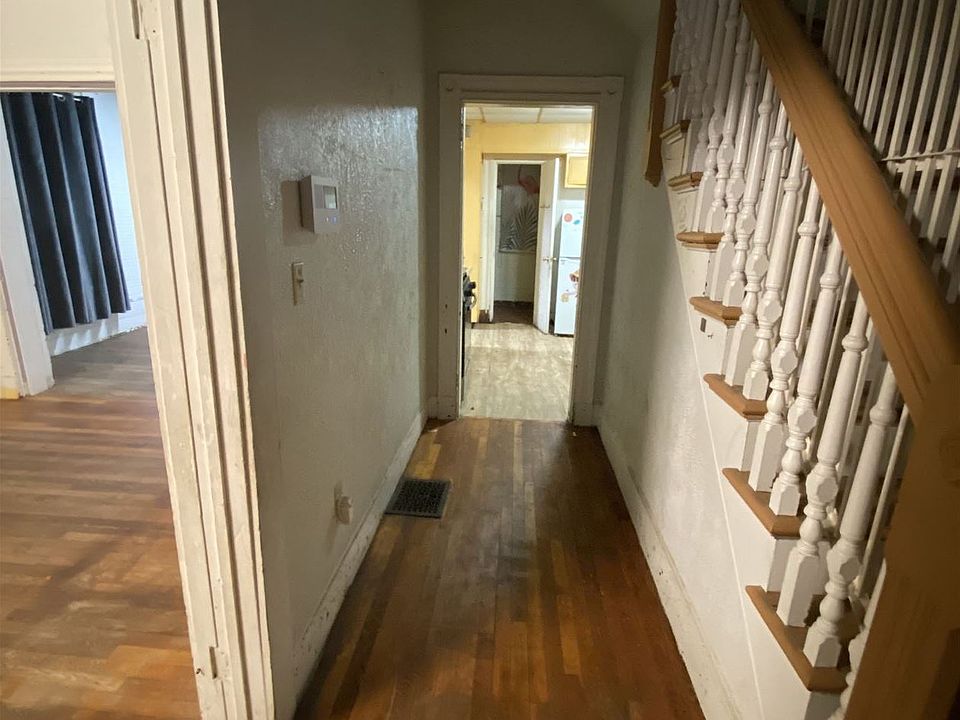 1st image of 135 Plymouth St