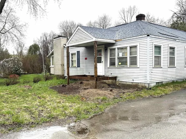 1287 Rochester Rd, Leonard, MI 48367