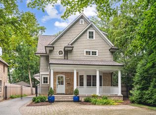 1407 Tower Rd, Winnetka, IL 60093