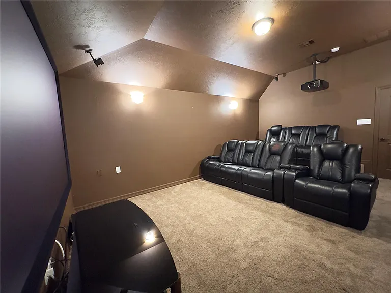 179 Hearthshire Cir — Photo 32