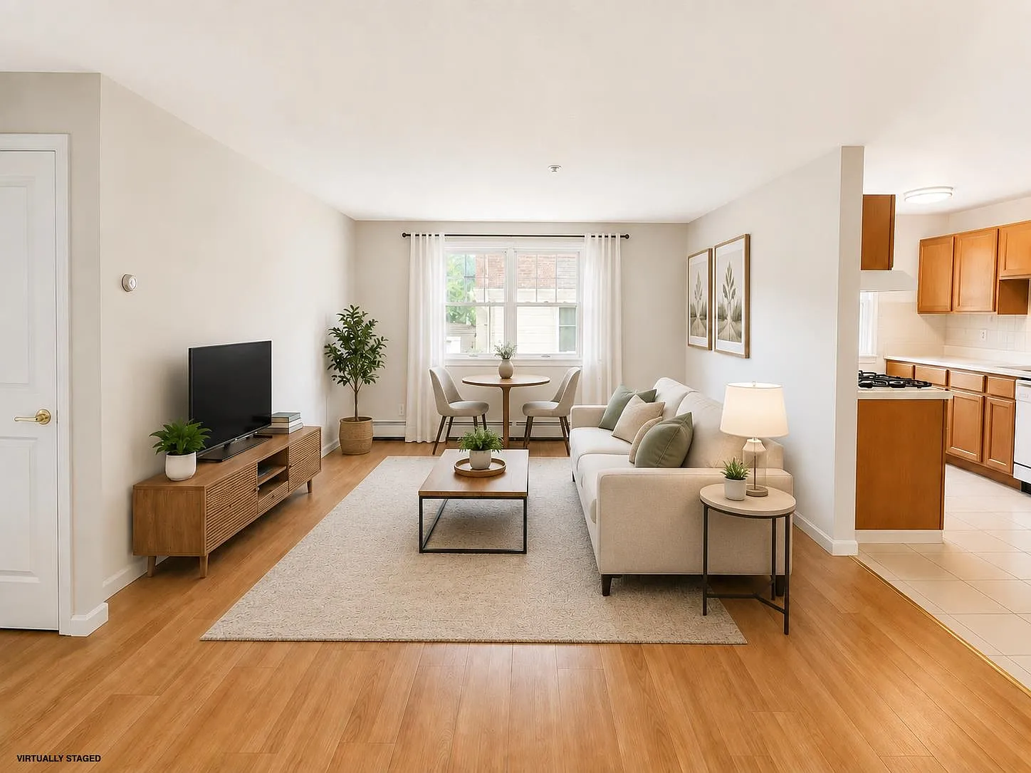 1 bed, 1.0 bath, $1,900 — Photo 1