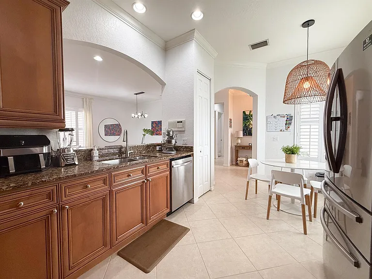 167 Isle Verde Way — Photo 1