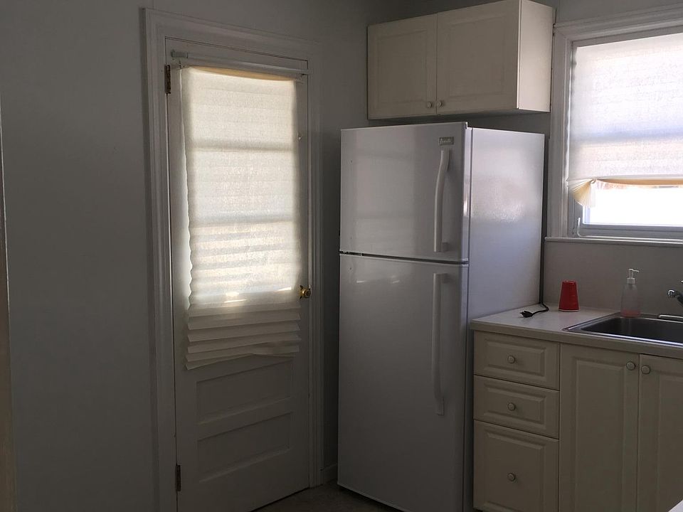 1st image of 28 Overton St