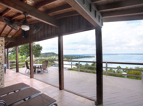 2nd image of 889 Skyline Dr