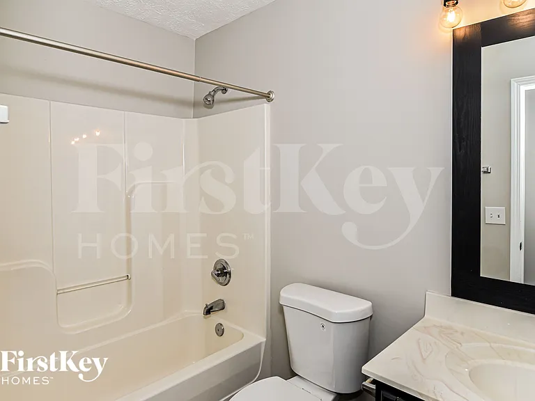 5048 Singing Hills Dr — Photo 17