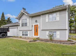 320 W Dekalb St, Somonauk, IL 60552