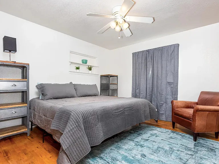 4662 Eliot St — Photo 5