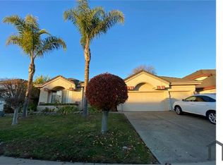 7805 Wymark Dr, Elk Grove, CA 95758