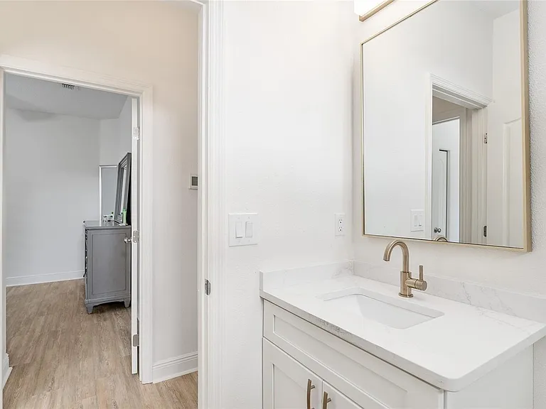 4987 SW 63rd Loop — Photo 44
