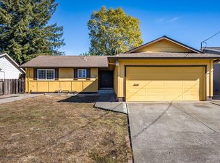 7982 Beverly Dr, Rohnert Park, CA 94928
