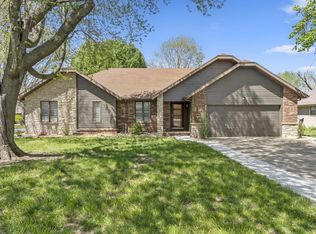 901 N Breann Ct, Nixa, MO 65714