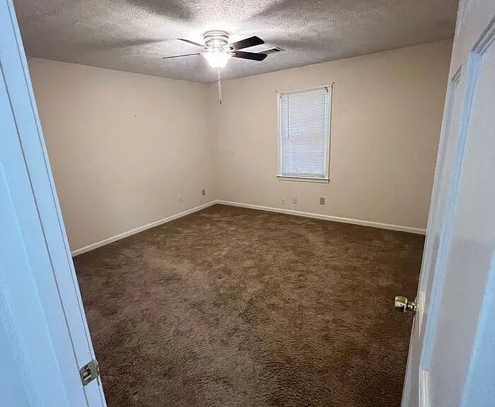 80 Curtis Rd — Photo 11