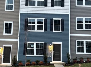 409 18th Ave, Ranson, WV 25438