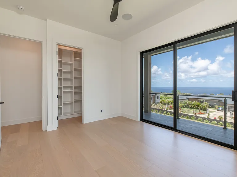 111 Mehana Rd — Photo 24