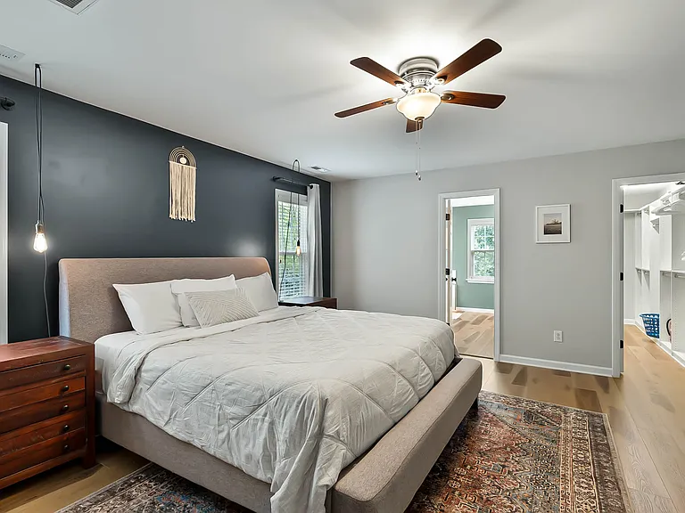 216 Echo Hills Ct — Photo 4
