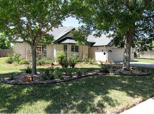 513 Cedar Ln, Pflugerville, TX 78660
