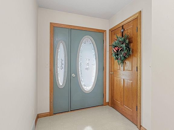 4th image of 2011 State Road 87