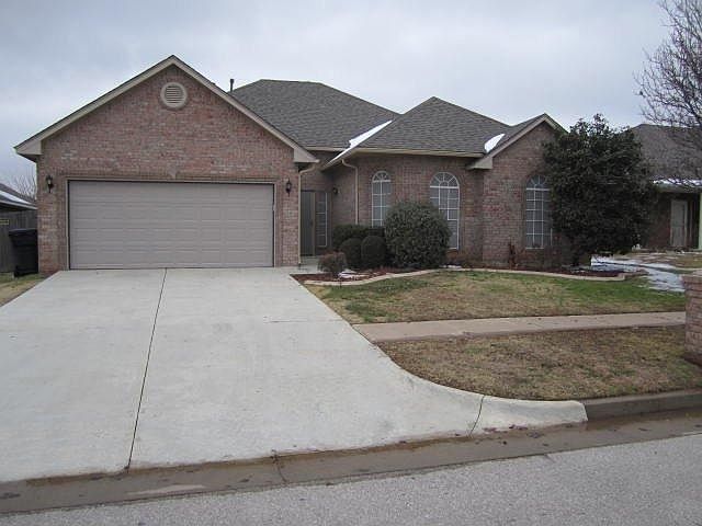 1st image of 617 Vickery Ave
