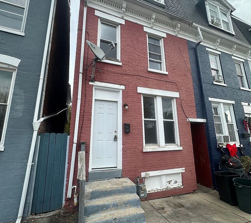 1st image of 731 S Beaver St
