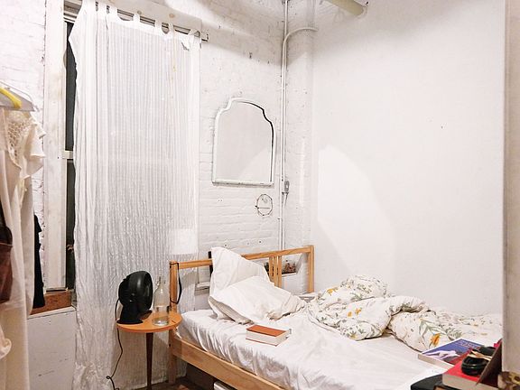 005_bed2a