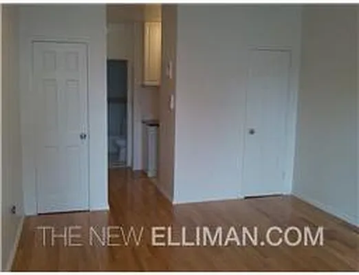 Rented by Douglas Elliman | media 20