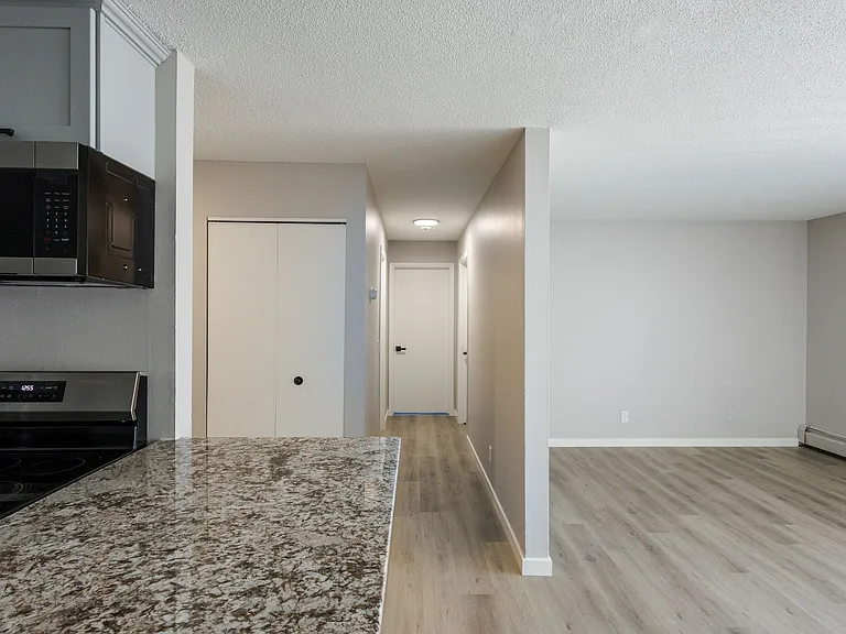 SkyHill Apartments — Photo 25