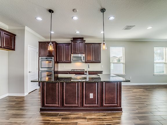 2nd image of 3987 Longbow Dr
