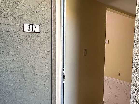 2nd image of 4391 Alexis Dr Unit 317