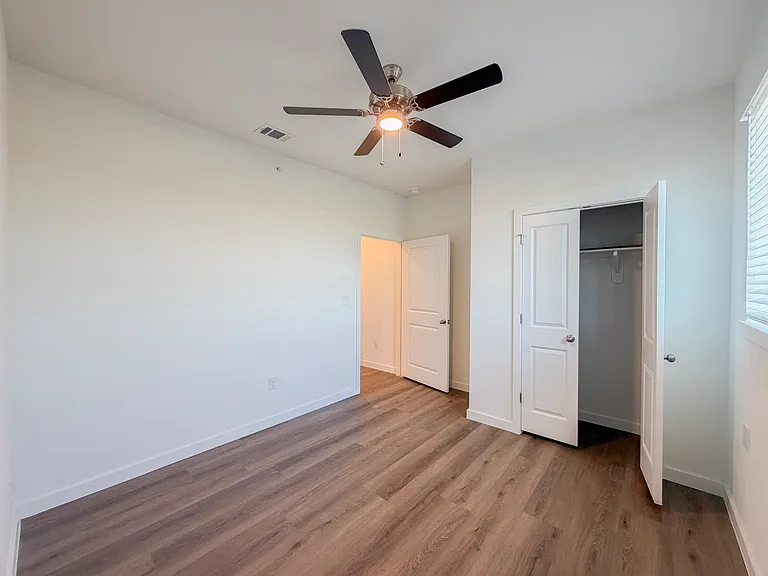 Beyond The Bend Apartments — Photo 51