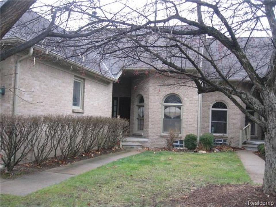 1st image of 2610 Maple Forest Ct #1