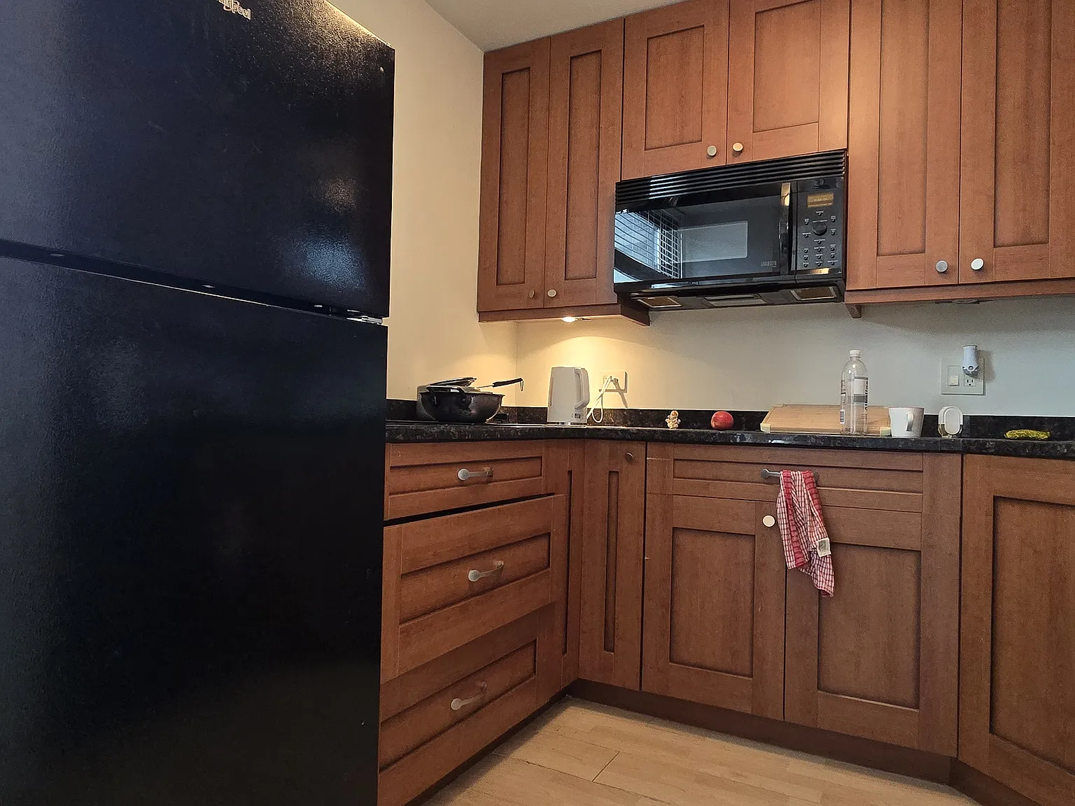 Studio, 550 sqft, $1,500 — Photo 1