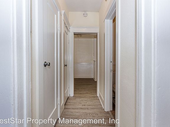 5th image of 468 Gaviota Ave APT 06