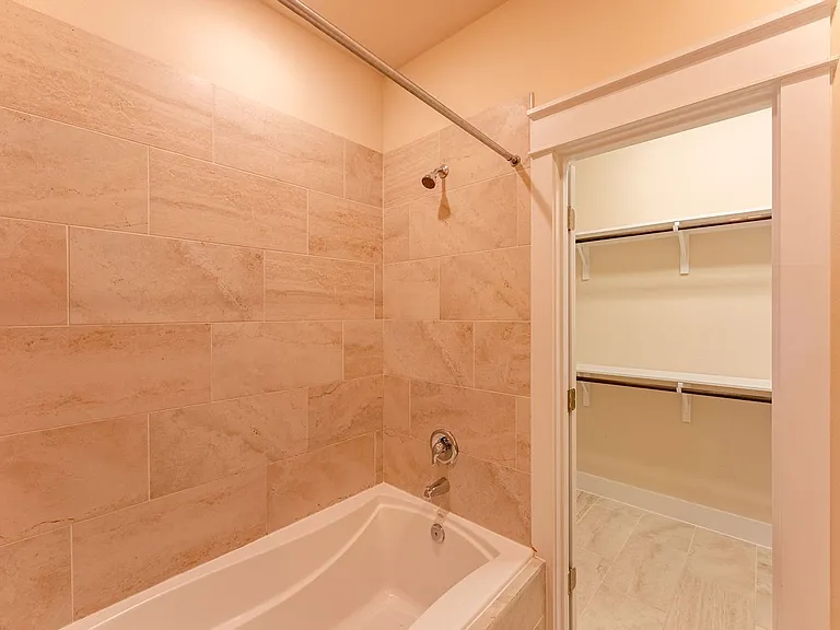 13501 Metric Blvd #46 — Photo 16