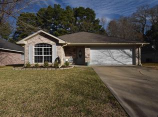 371 Frederick Cir, Flint, TX 75762