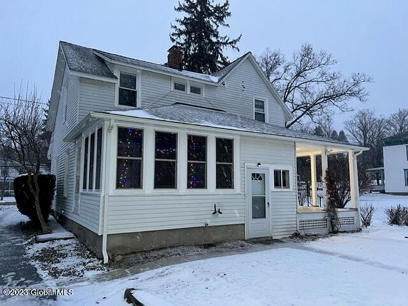3rd image of 232 Main Street