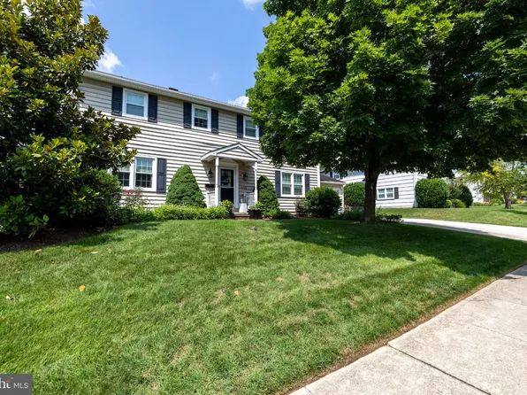 8208 Thornton Rd, Towson, MD 21204